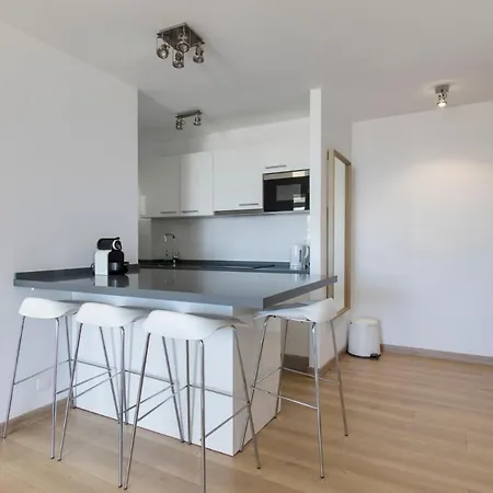 And Sea View Apartment